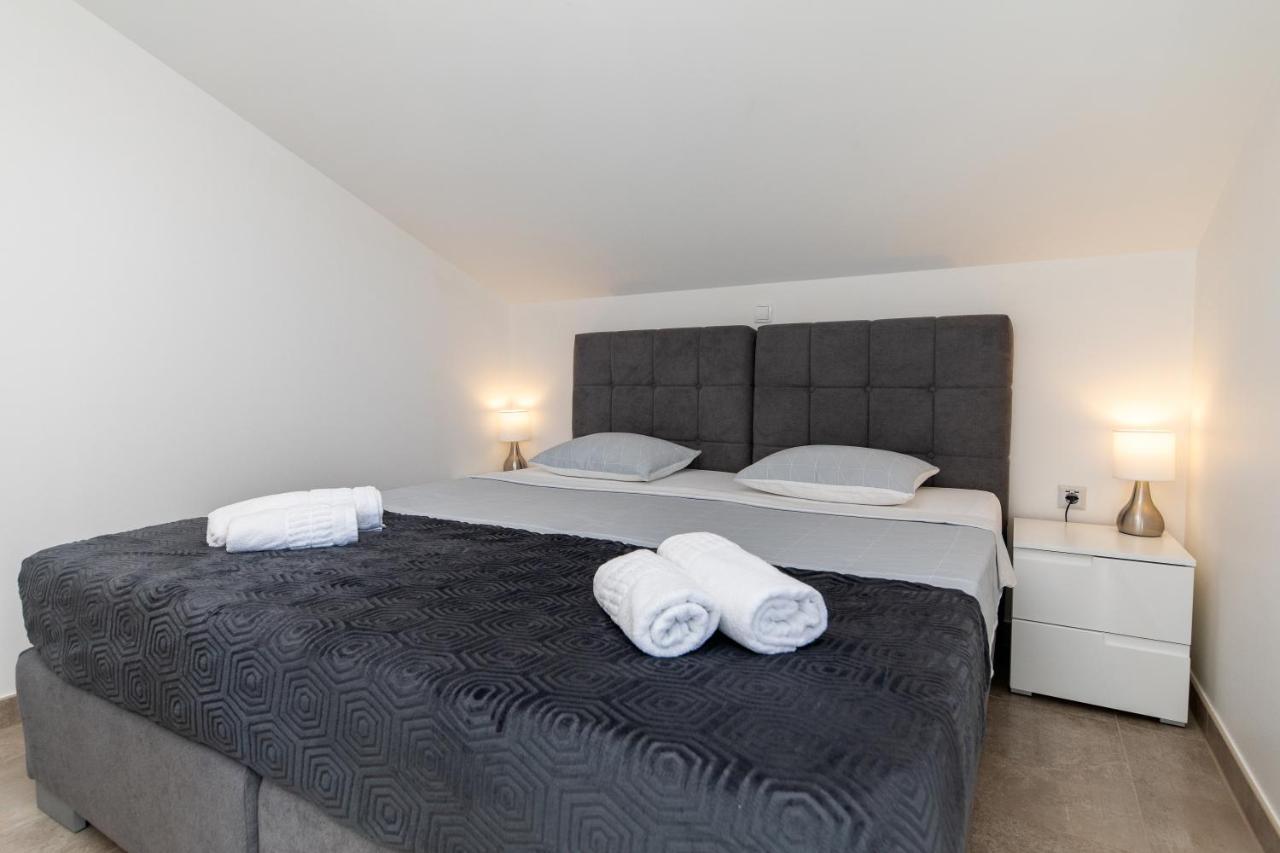 Apartman Gulin *